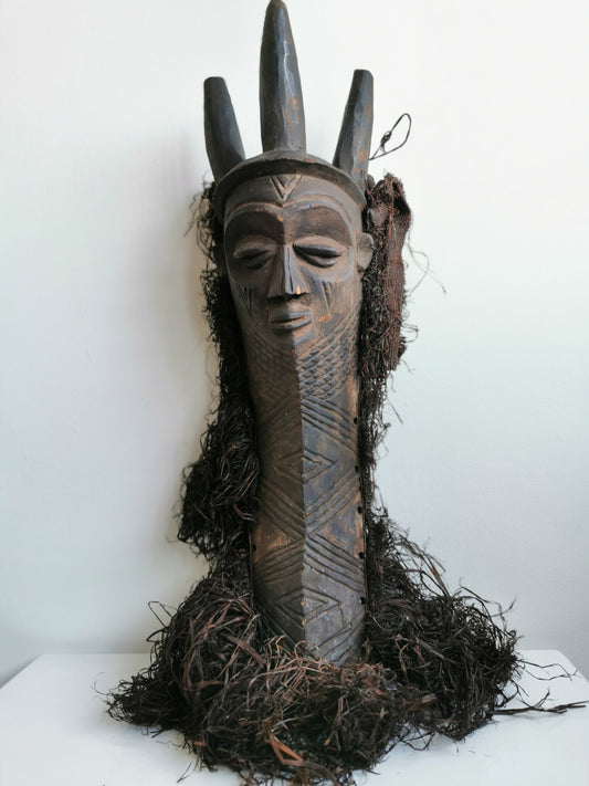 Mbuya Giwoyo / Kiwoyo-Muyombo Pende Mask