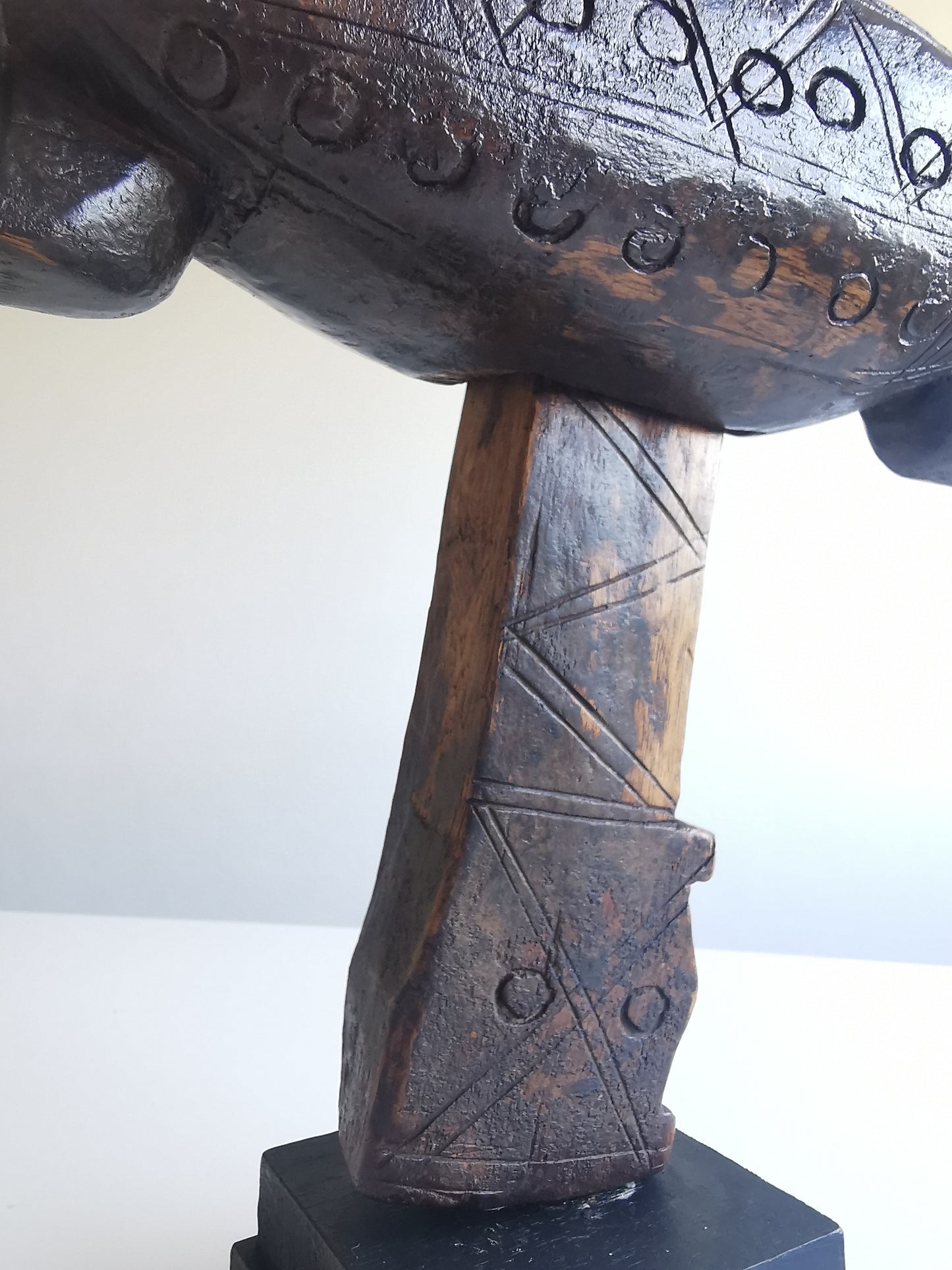 Dogon Granary Lock (Bò dágá) Crocodile shape