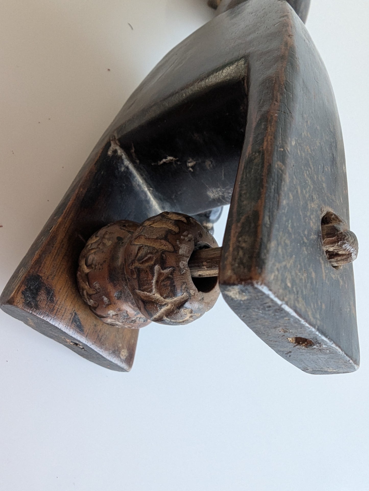 Dan Heddle Pulley - Woman with naked breasts and traditional hairdo